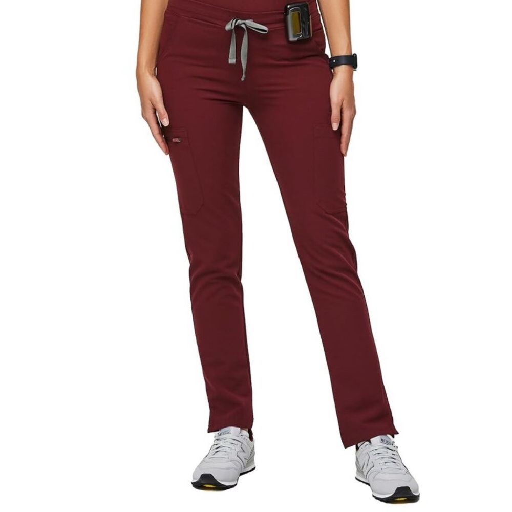 Figs Women's Straight Leg Scrub Pants in Burgundy